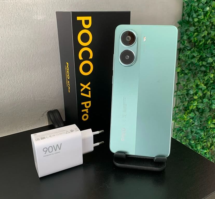 Poco X7 Pro 6000mAh battery 90W fast charging phone
