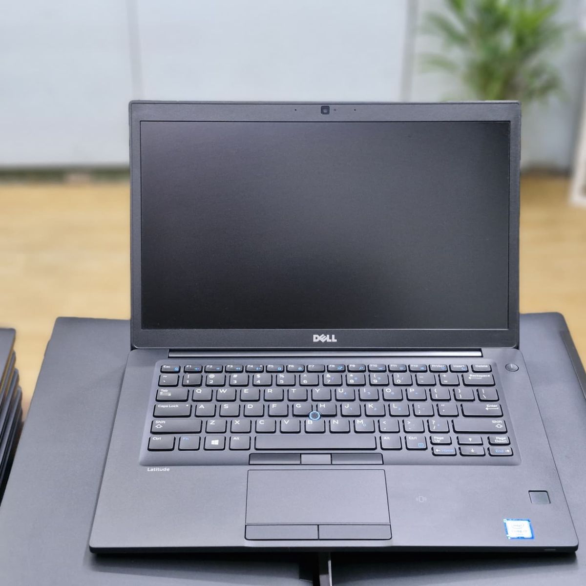 Lightweight Dell Latitude ultrabook for work and school