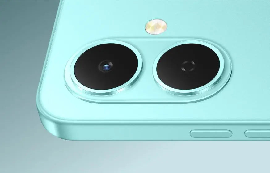 Tecno Pop 10 turquoise green camera close-up with the dual-lens island