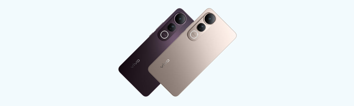 vivo V50 Lite 5G backs in Phantom Black and Titanium Gold at an angle